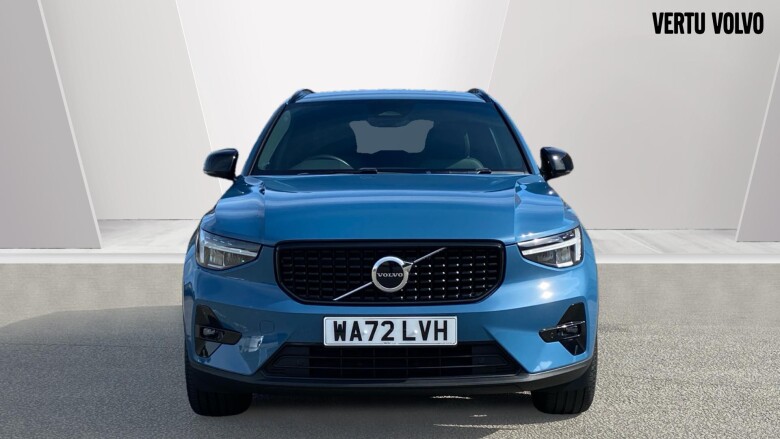 Volvo XC40 2.0 B3P Plus Dark 5dr Auto Petrol Estate